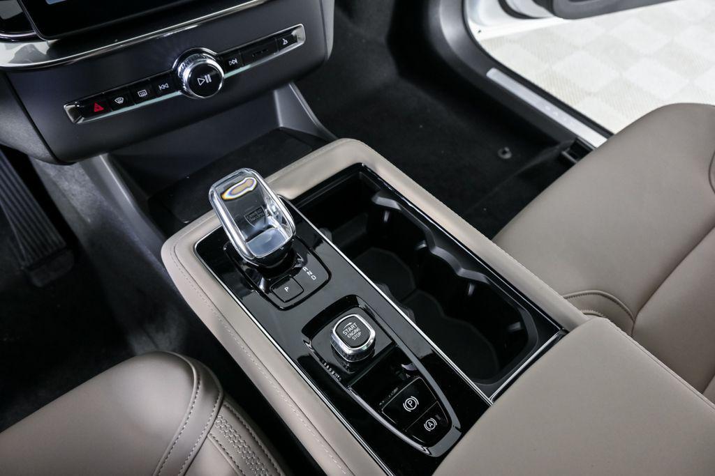 new 2026 Volvo XC90 car, priced at $71,825