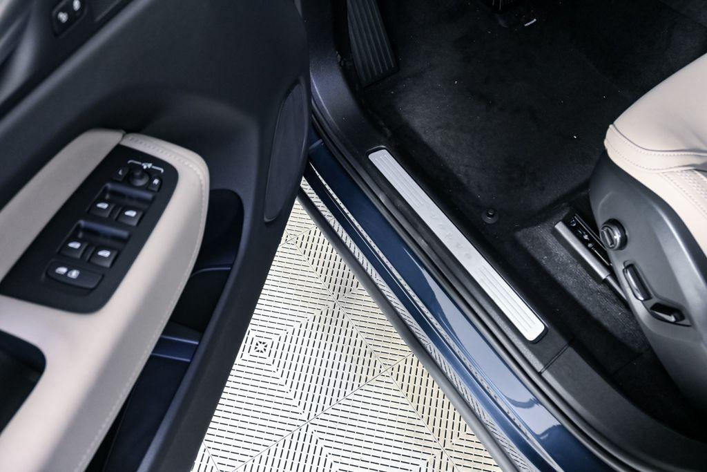 new 2026 Volvo XC60 Plug-In Hybrid car, priced at $69,285