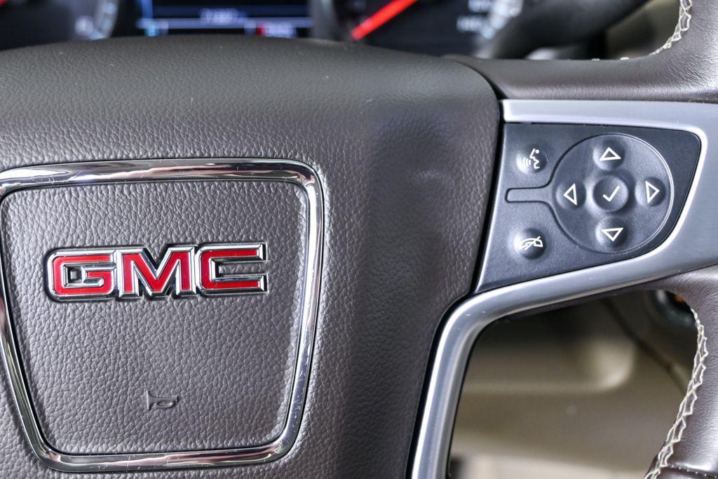 used 2020 GMC Yukon XL car, priced at $33,439