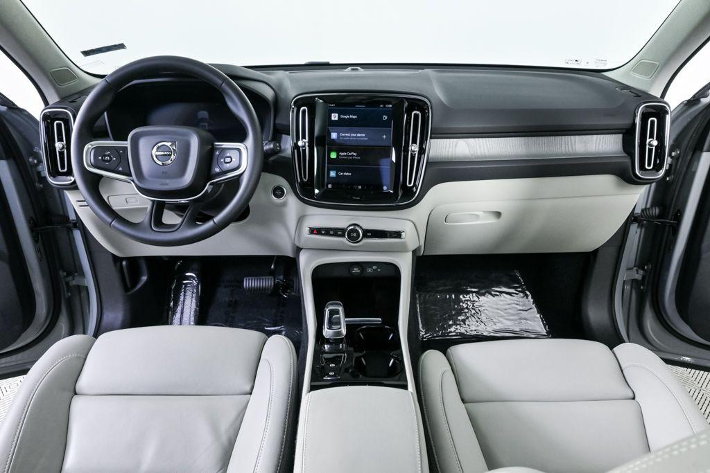 used 2025 Volvo XC40 car, priced at $33,958