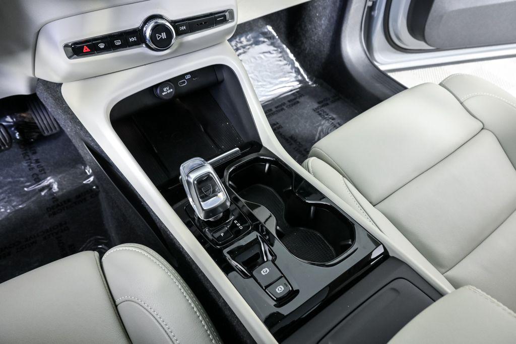 used 2025 Volvo XC40 car, priced at $33,958