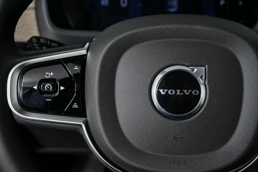 new 2026 Volvo XC90 car, priced at $71,825