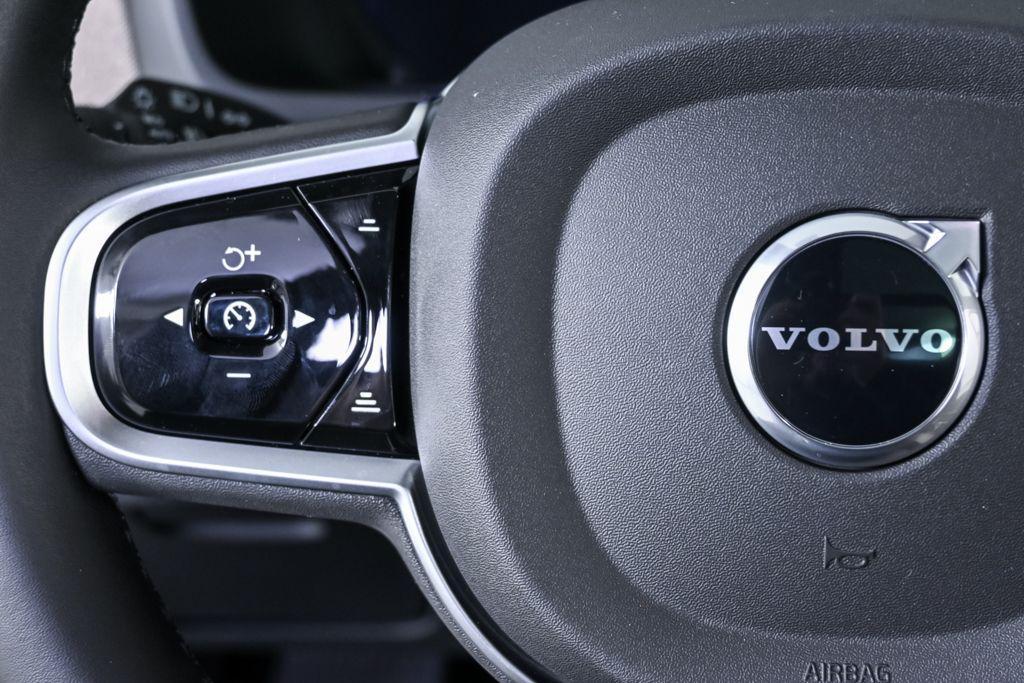 new 2026 Volvo XC90 Plug-In Hybrid car, priced at $81,455