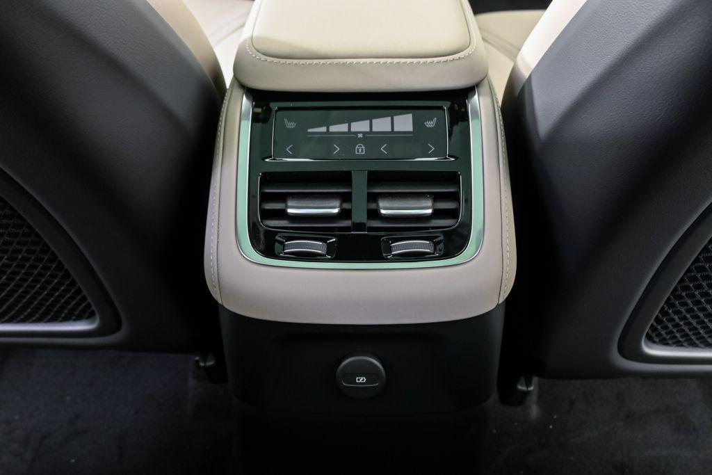 new 2026 Volvo XC90 Plug-In Hybrid car, priced at $81,455