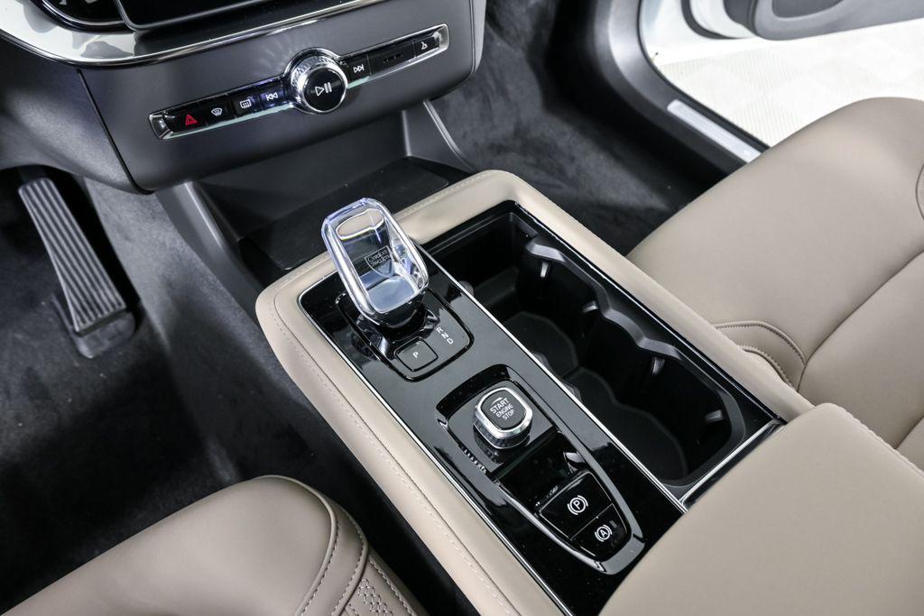 new 2026 Volvo XC90 Plug-In Hybrid car, priced at $81,455