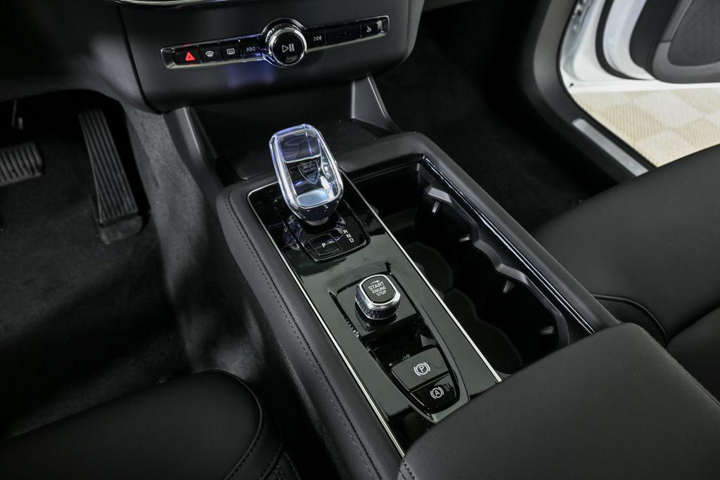 new 2026 Volvo XC90 car, priced at $62,345