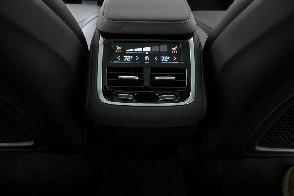 new 2026 Volvo XC90 car, priced at $62,345