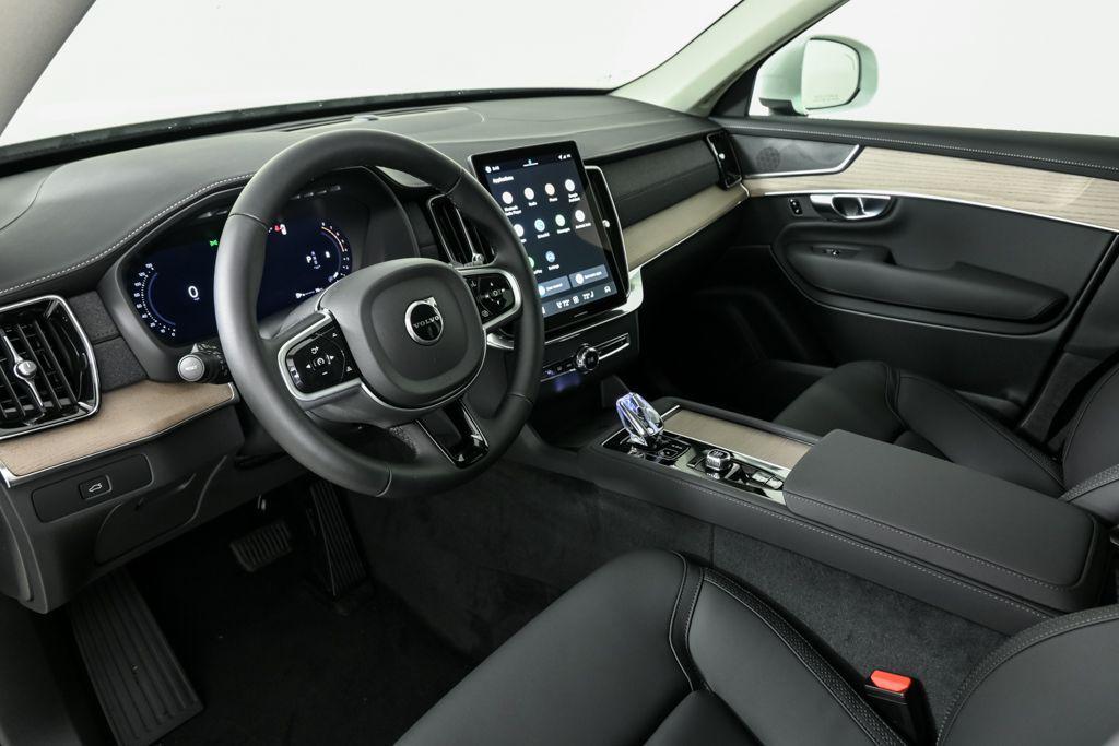 new 2026 Volvo XC90 car, priced at $62,345