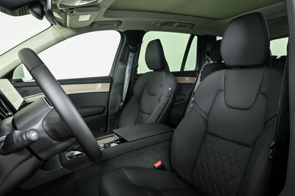 new 2026 Volvo XC90 car, priced at $62,345