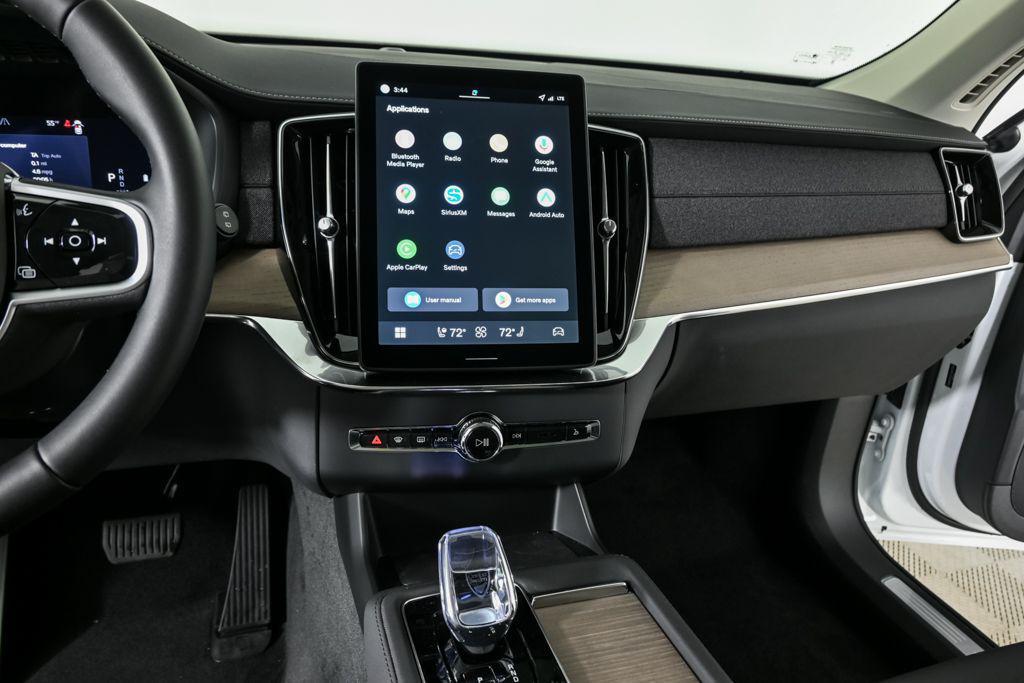 new 2026 Volvo XC90 car, priced at $62,345