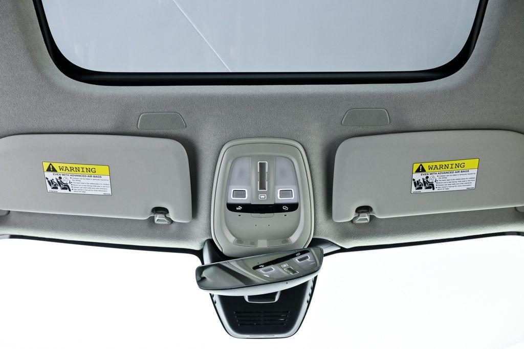 used 2025 Volvo XC40 car, priced at $29,214