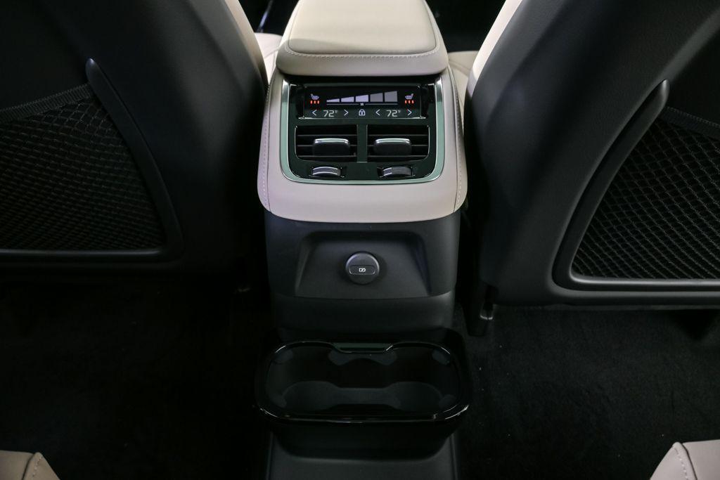 new 2026 Volvo XC90 Plug-In Hybrid car, priced at $81,955