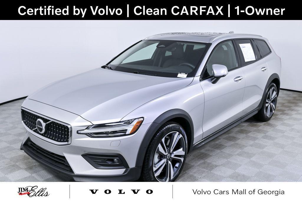 used 2025 Volvo V60 Cross Country car, priced at $35,291