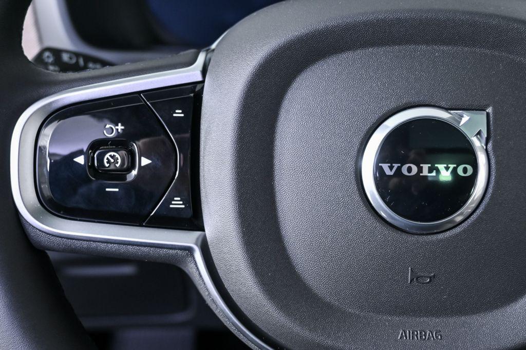 new 2026 Volvo XC90 car, priced at $71,825