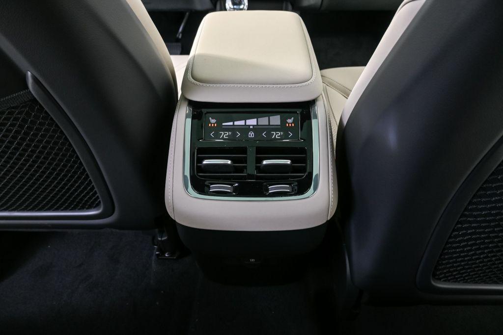 new 2026 Volvo XC90 car, priced at $71,825