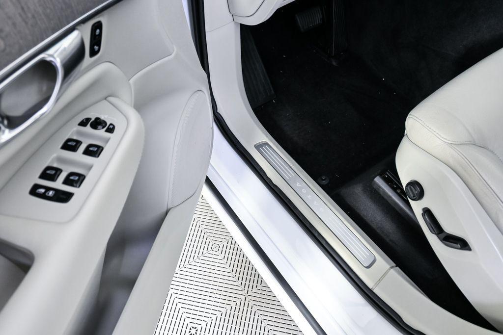 used 2023 Volvo XC90 car, priced at $37,806