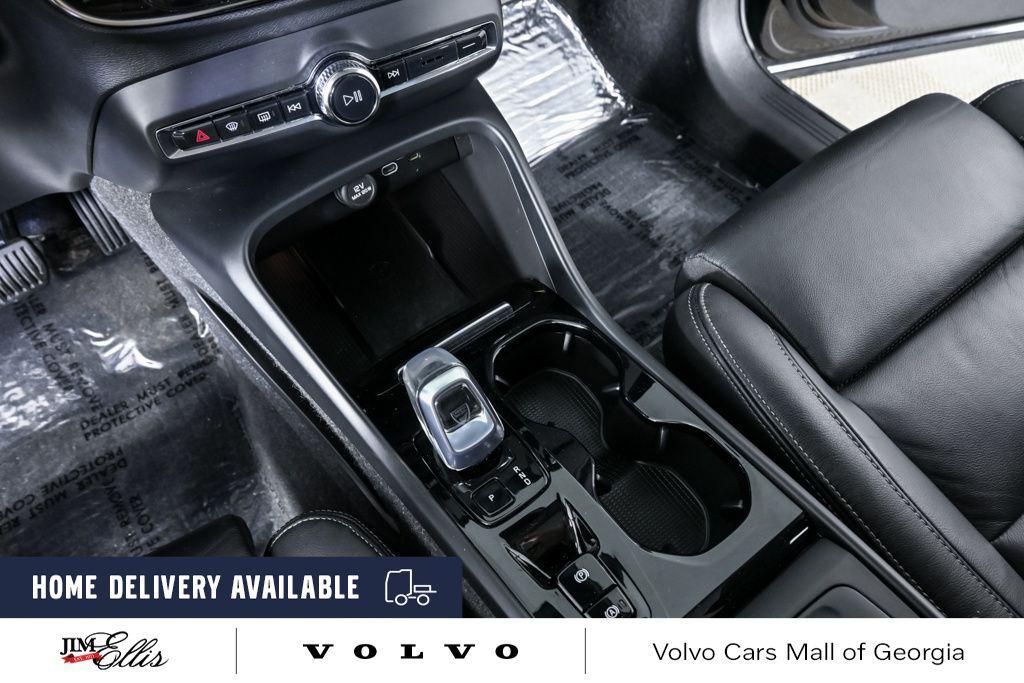 used 2023 Volvo XC40 car, priced at $25,110
