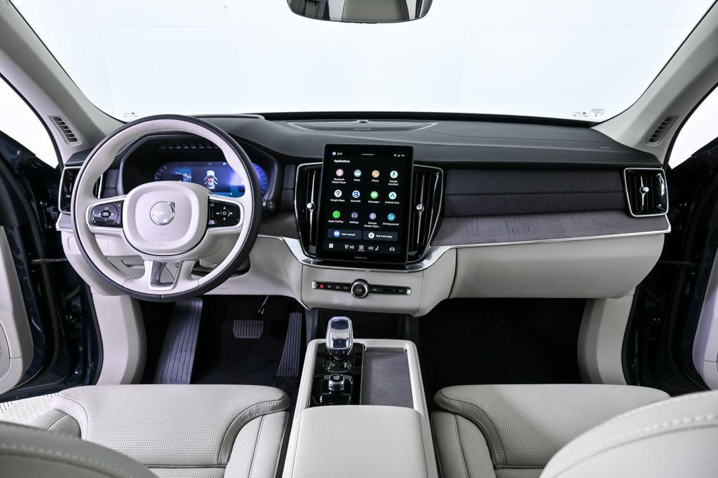 new 2026 Volvo XC90 car, priced at $75,155
