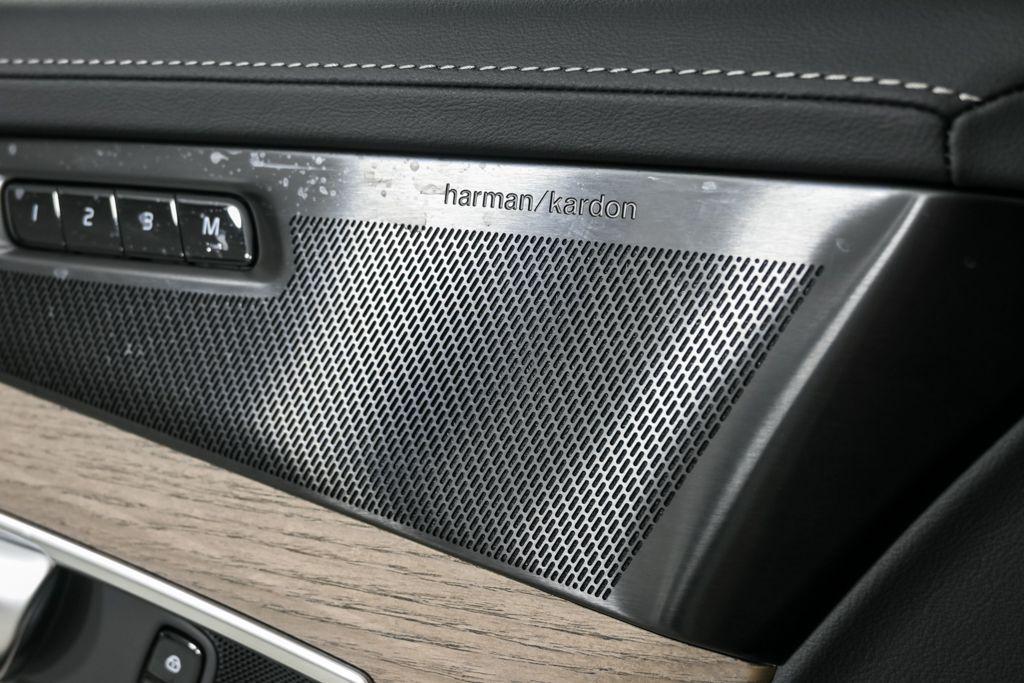 new 2026 Volvo XC90 car, priced at $76,955