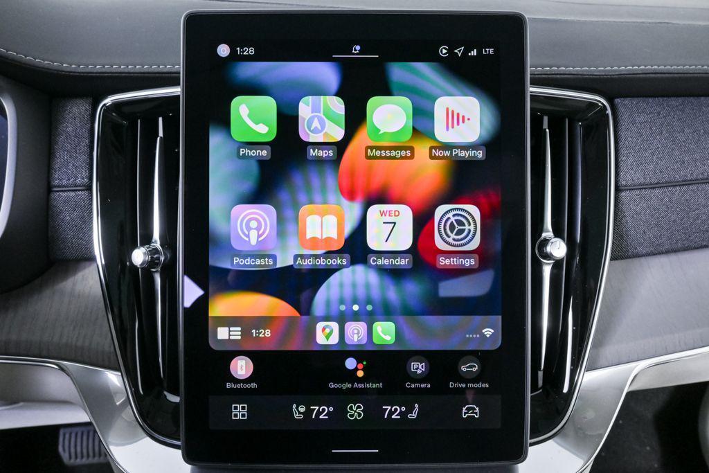 new 2026 Volvo XC90 car, priced at $75,155