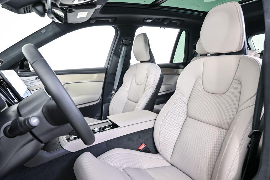 new 2026 Volvo XC90 car, priced at $81,855