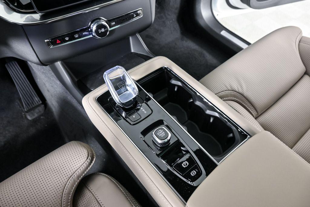 new 2026 Volvo XC90 car, priced at $81,855