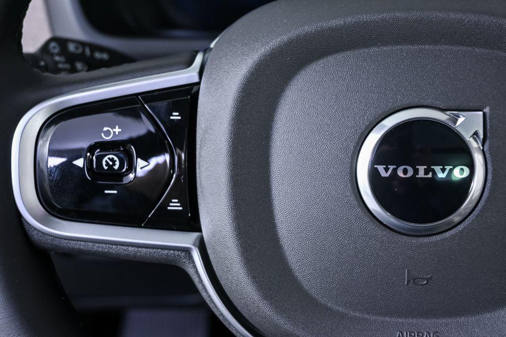 new 2026 Volvo XC90 car, priced at $81,855