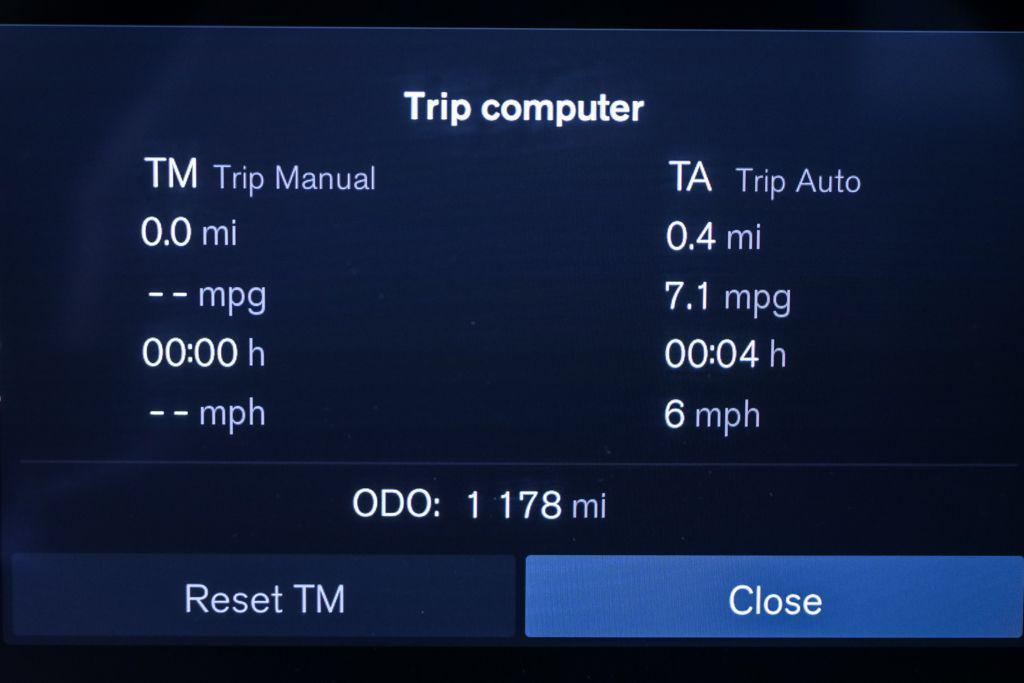 new 2026 Volvo XC60 car, priced at $57,985