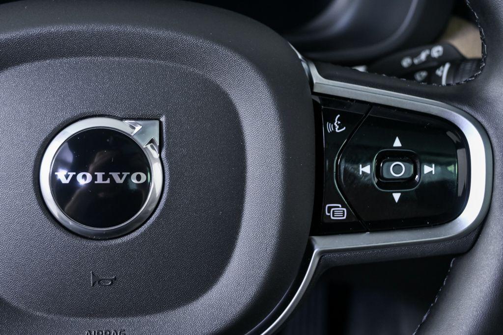 new 2026 Volvo XC60 car, priced at $57,985