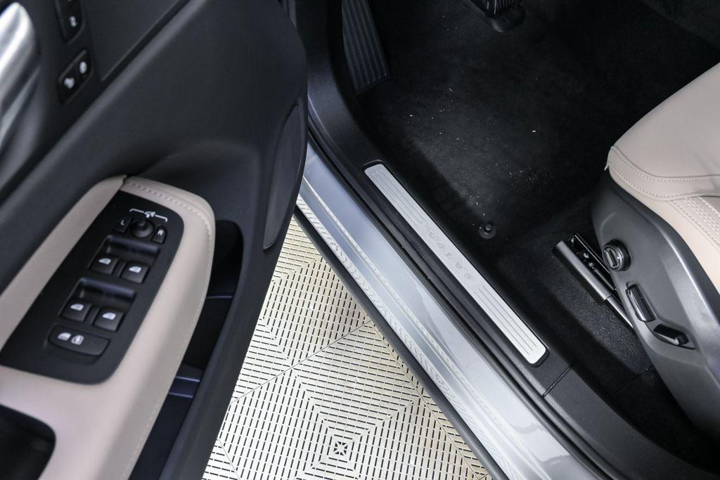 new 2026 Volvo XC60 car, priced at $57,985