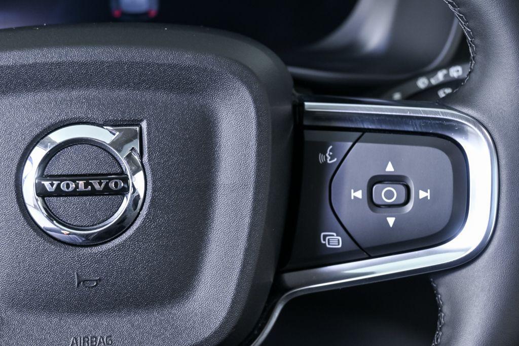 used 2025 Volvo XC40 car, priced at $30,909