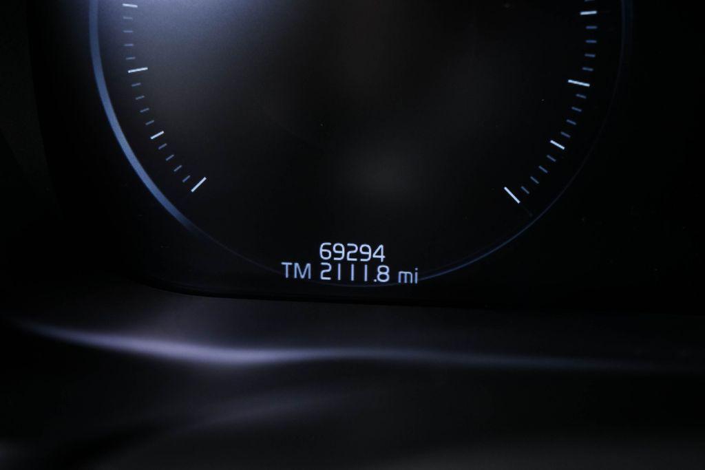 used 2019 Volvo XC60 car, priced at $22,783