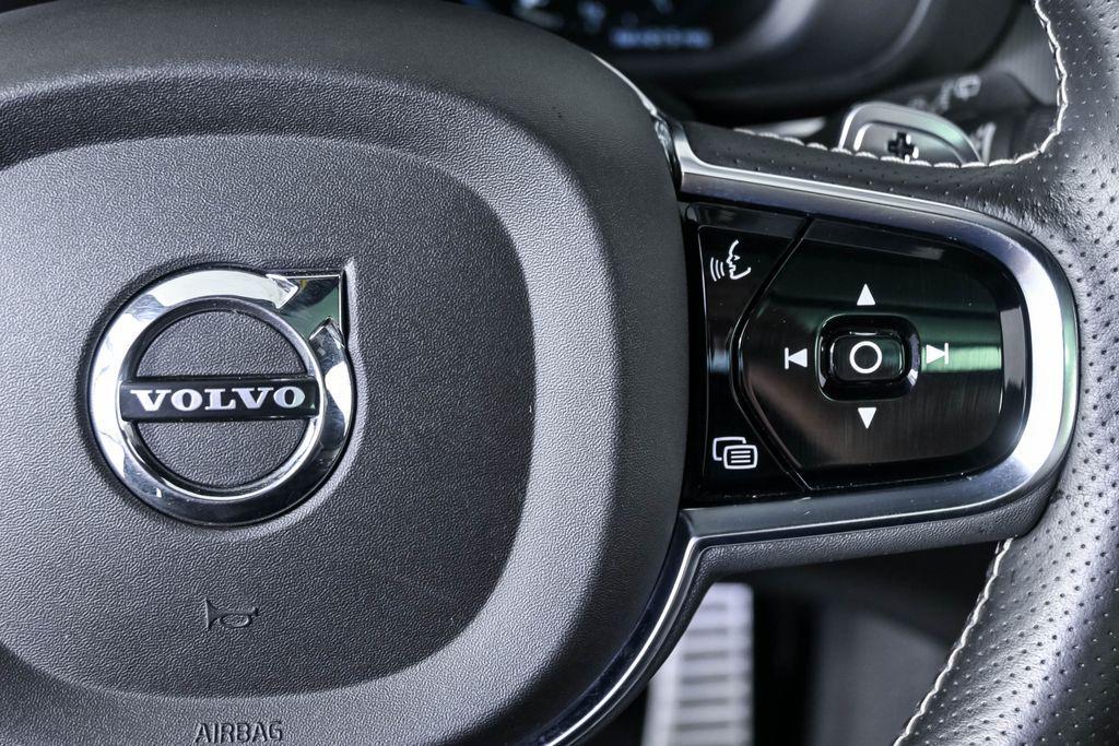 used 2019 Volvo XC60 car, priced at $22,783