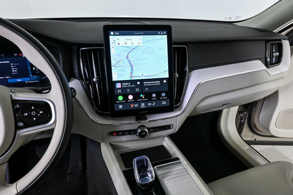 new 2026 Volvo XC60 car, priced at $63,935