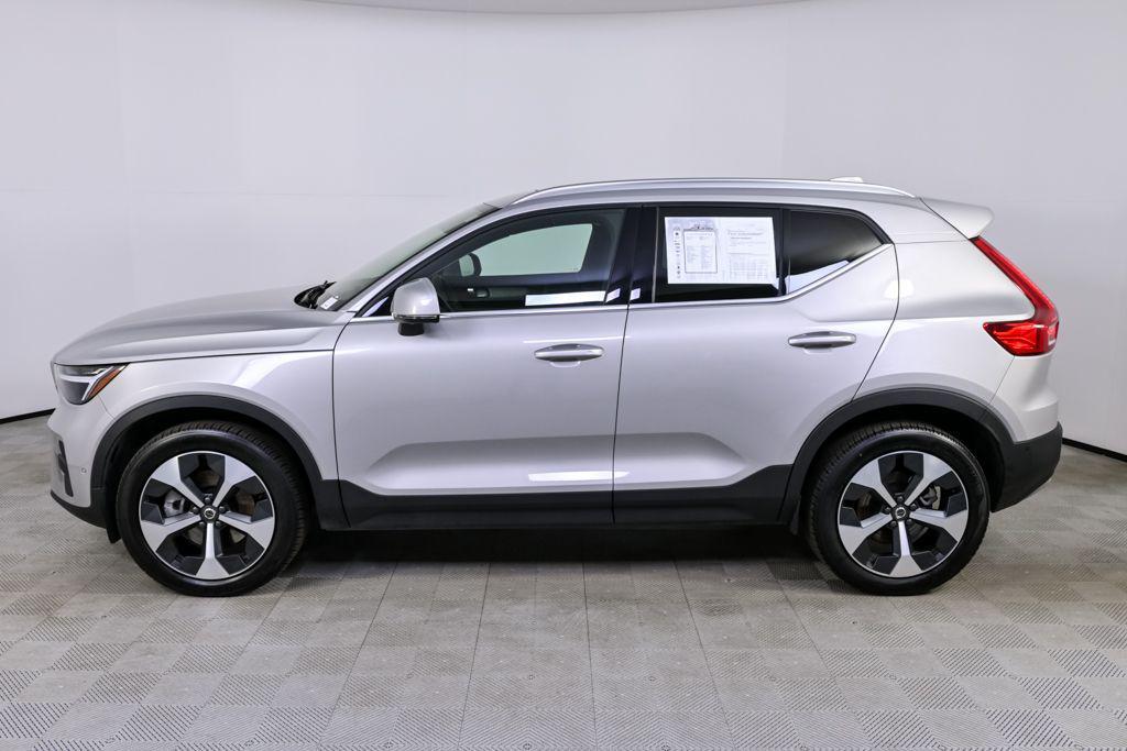 used 2025 Volvo XC40 car, priced at $32,228