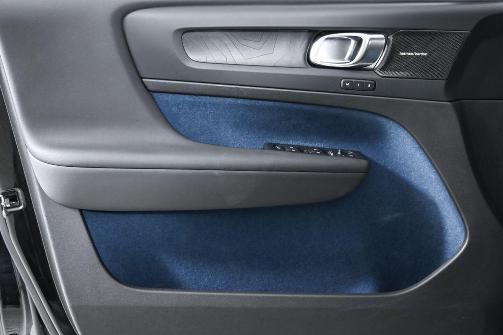 used 2023 Volvo C40 Recharge Pure Electric car, priced at $25,049