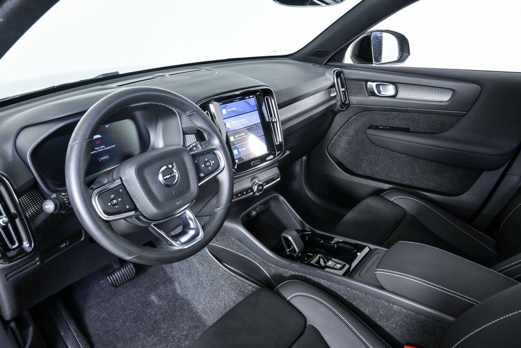 used 2025 Volvo XC40 car, priced at $31,863
