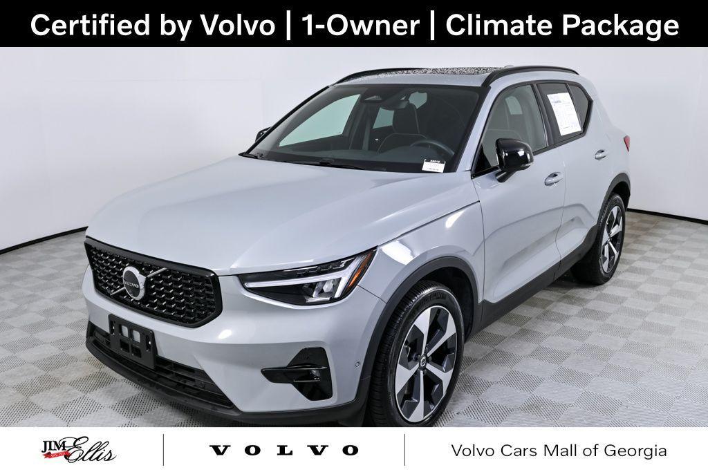used 2025 Volvo XC40 car, priced at $31,863