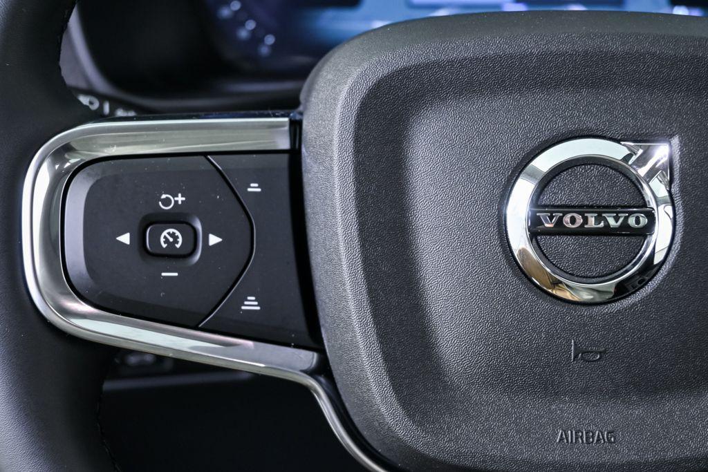 new 2026 Volvo XC40 car, priced at $45,995