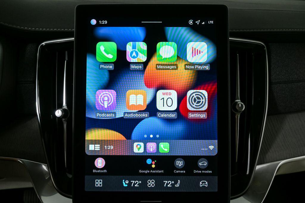 new 2026 Volvo XC90 car, priced at $75,155