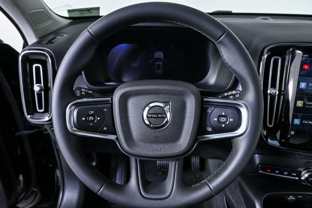 used 2023 Volvo XC40 car, priced at $22,032