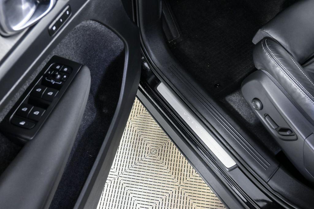 used 2023 Volvo XC40 car, priced at $22,032