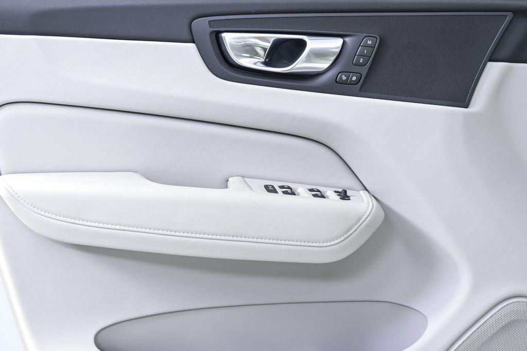 used 2023 Volvo XC60 car, priced at $35,454