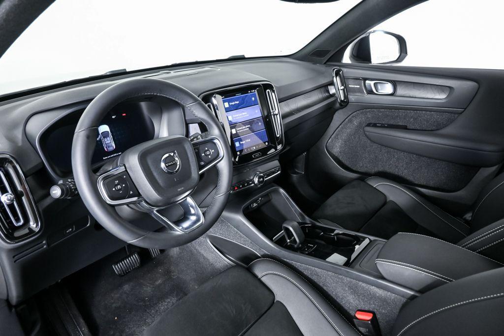 used 2023 Volvo C40 Recharge Pure Electric car, priced at $26,220