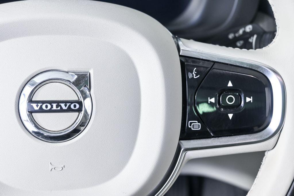 used 2023 Volvo XC60 car, priced at $37,819