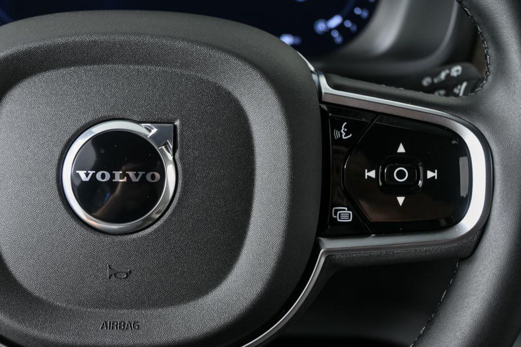 new 2026 Volvo XC90 car, priced at $71,825