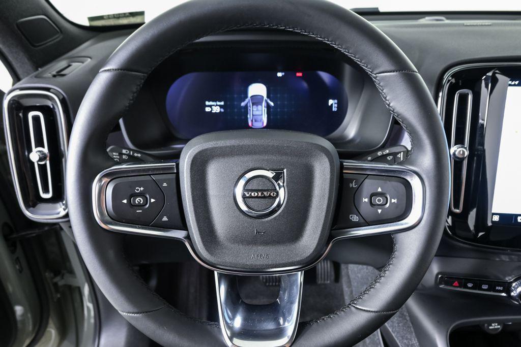 used 2023 Volvo C40 Recharge Pure Electric car, priced at $25,300