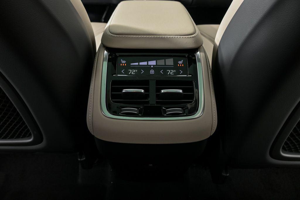 new 2026 Volvo XC90 car, priced at $71,825