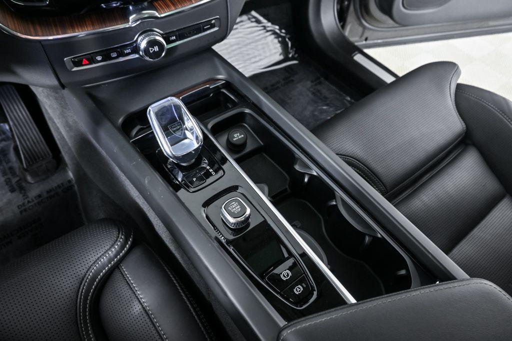 used 2023 Volvo XC60 car, priced at $37,805