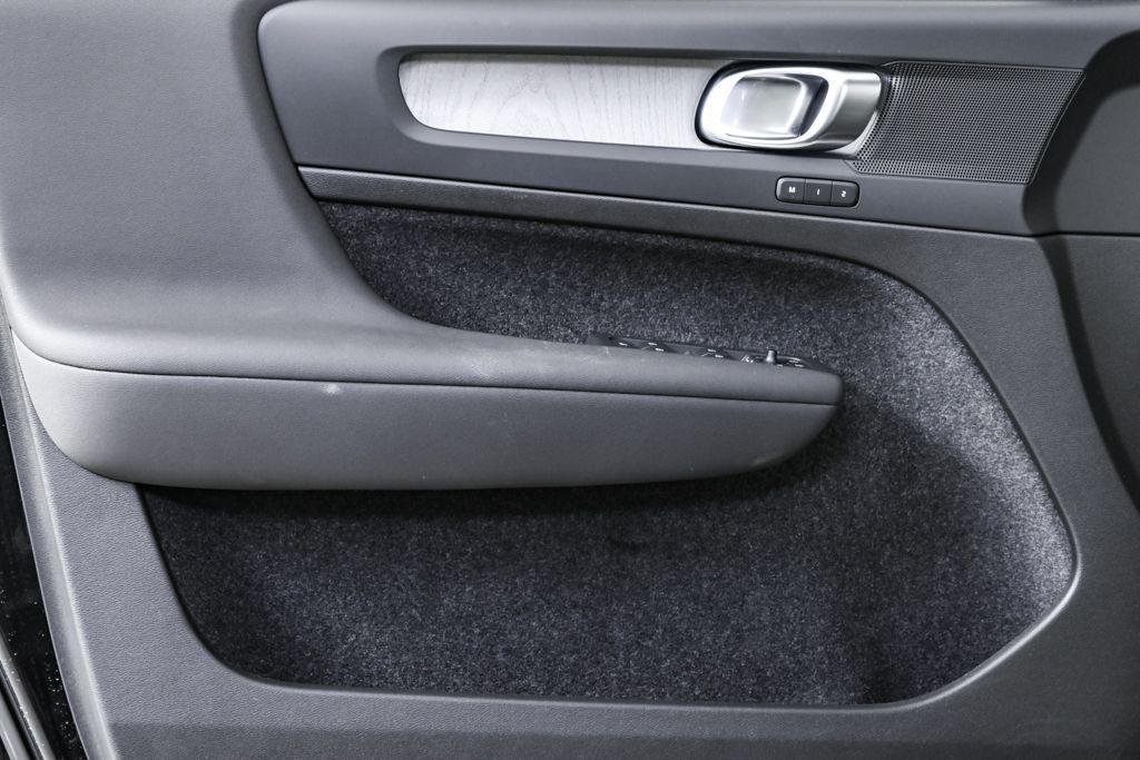 used 2025 Volvo XC40 car, priced at $32,728